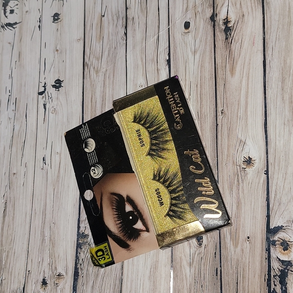 Ebin New York WildCat 3D Lashes - Picture 1 of 2